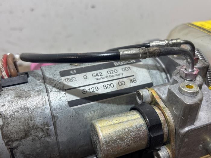 Hydrauliek pomp Mercedes SL