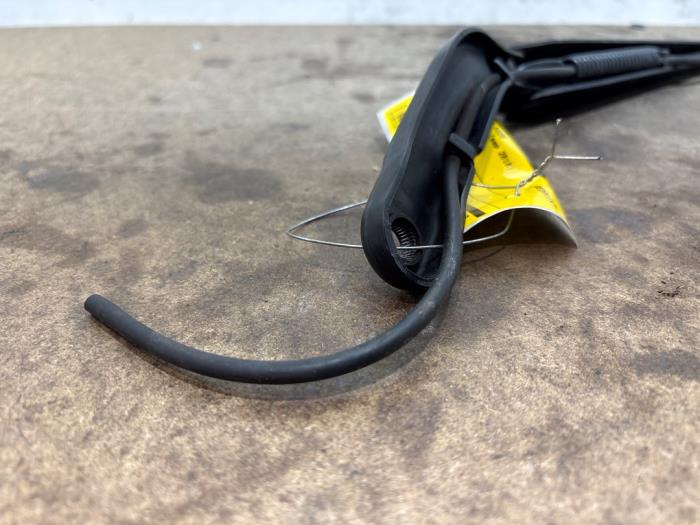 Front wiper arm Mercedes Sprinter
