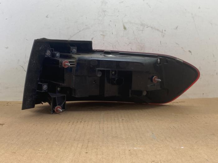 Luz trasera izquierda Mercedes GLB-Klasse