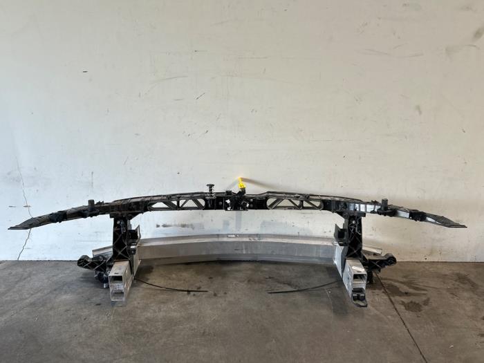 Vorderwand Mercedes GLB-Klasse