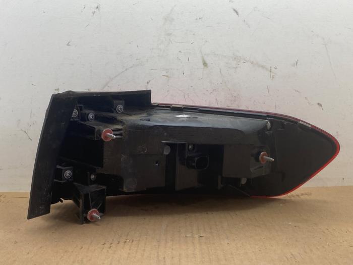 Luz trasera izquierda Mercedes GLB-Klasse