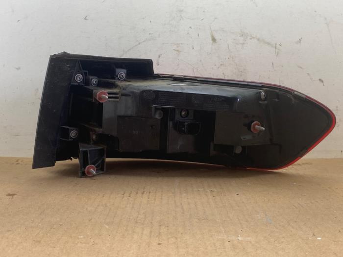 Luz trasera izquierda Mercedes GLB-Klasse