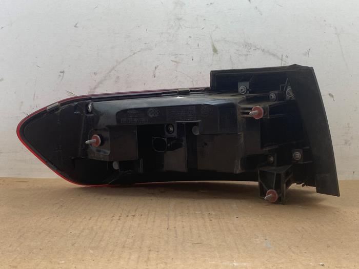 Luz trasera derecha Mercedes GLB-Klasse