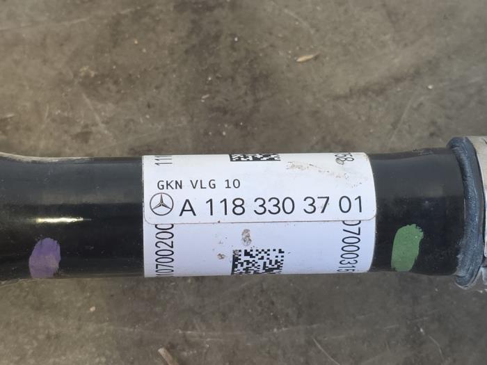 Eje de transmisión derecha delante Mercedes GLB-Klasse
