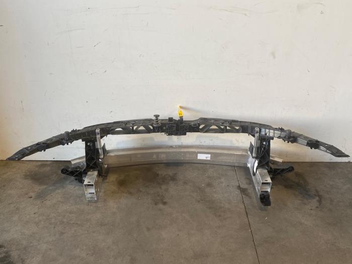 Vorderwand Mercedes GLB-Klasse