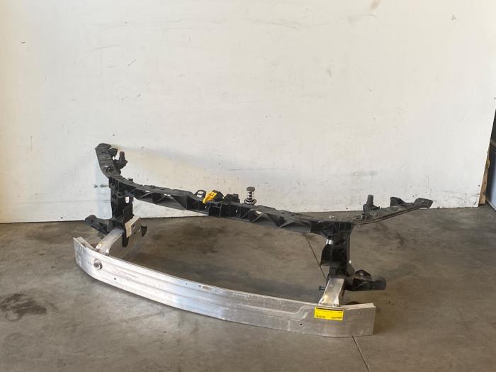 Vorderwand Mercedes GLB-Klasse