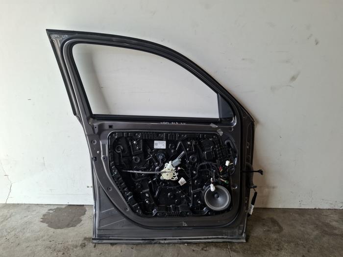 Portier 4Deurs links-voor Mercedes GLB-Klasse