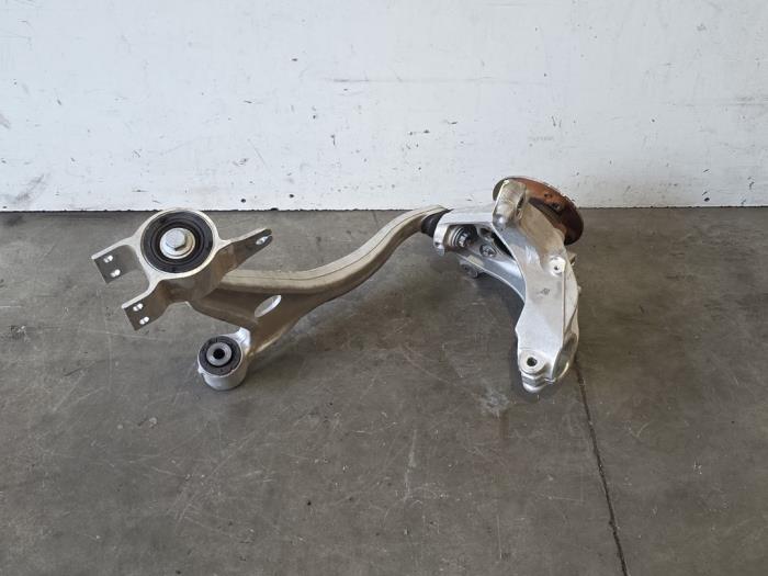 Achsschenkel links vorne Mercedes GLB-Klasse