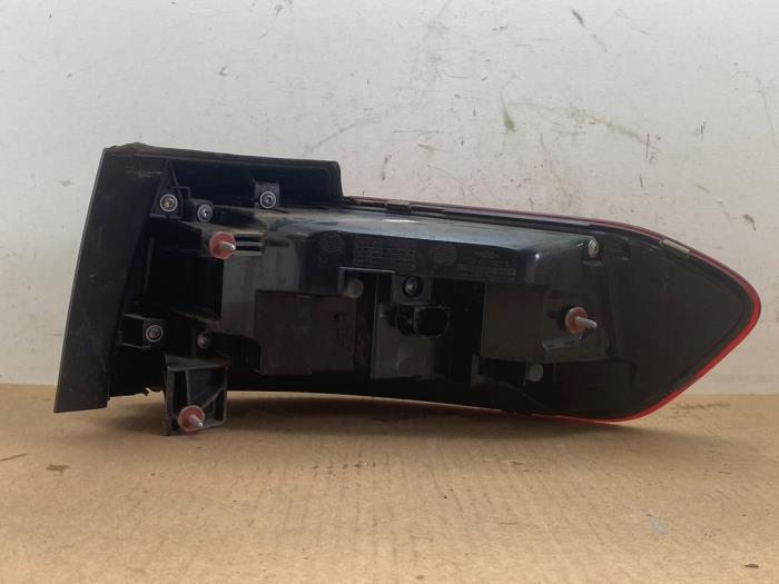 Luz trasera izquierda Mercedes GLB-Klasse