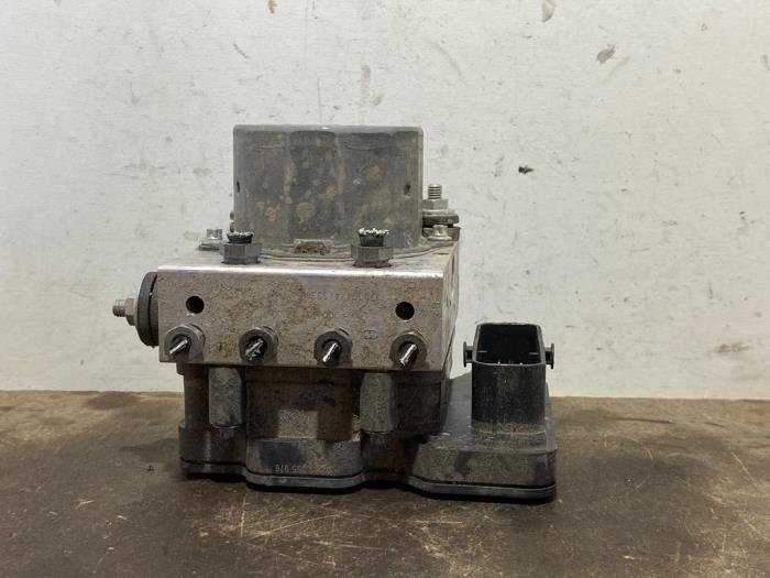 ABS Pomp Mercedes B-Klasse