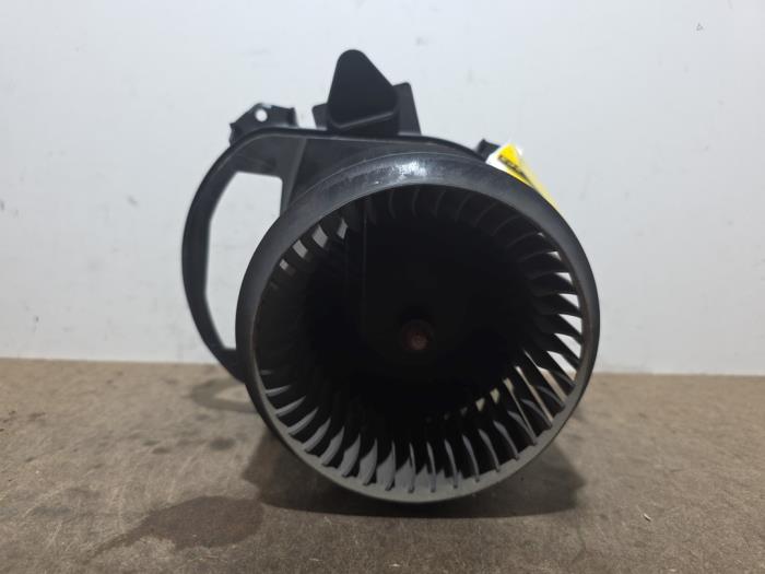 Moteur de ventilation chauffage Mercedes B-Klasse