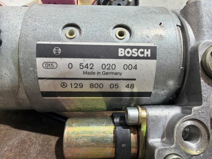 Bomba hidráulica Mercedes SL