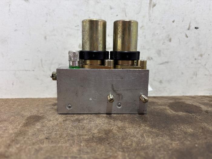 Ventilblock hydraulisch Mercedes SL