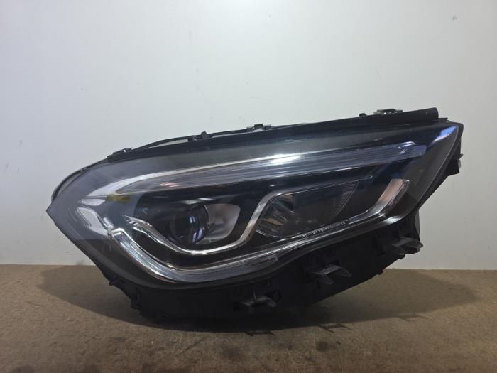 Scheinwerfer rechts Mercedes GLA