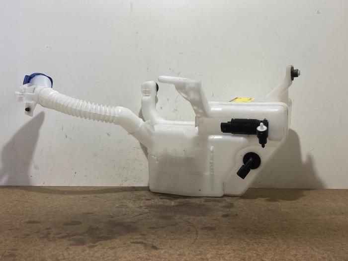 Ruitensproeiertank voor Mercedes GLA