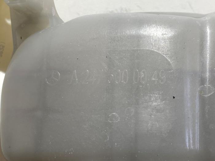 Vaso de expansión Mercedes GLA
