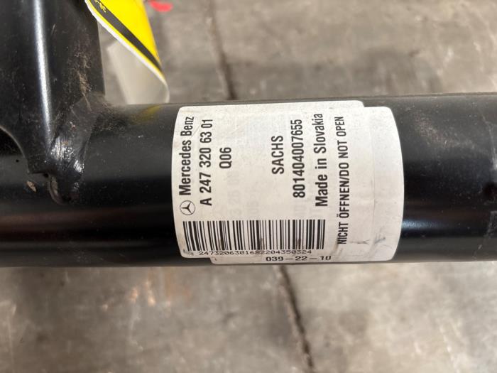 Fronts shock absorber, left Mercedes GLA