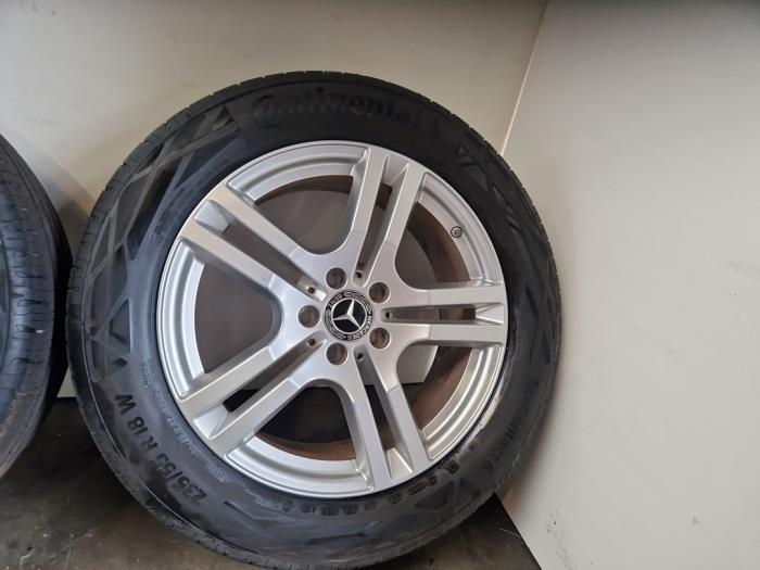 Sportfelgensatz + Reifen Mercedes GLA