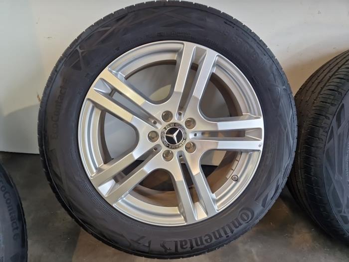 Sportfelgensatz + Reifen Mercedes GLB-Klasse