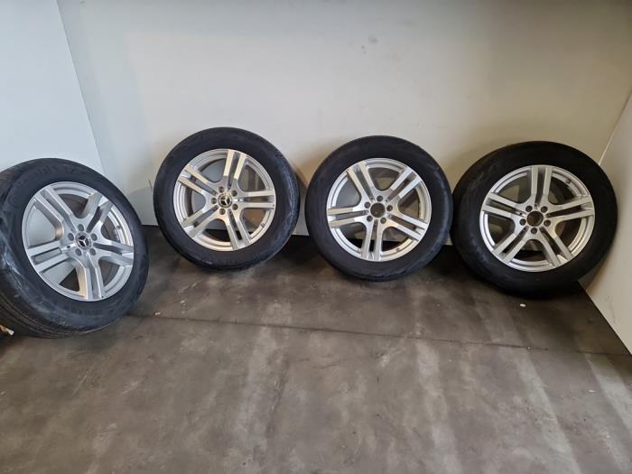 Sportfelgensatz + Reifen Mercedes GLB-Klasse