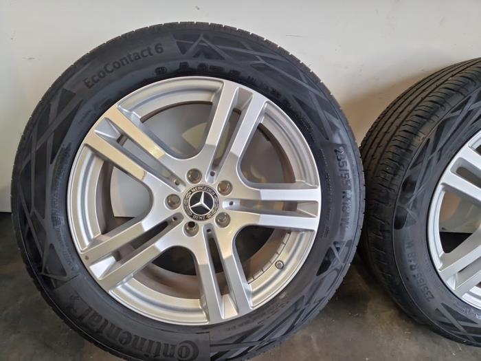Sportfelgensatz + Reifen Mercedes GLB-Klasse