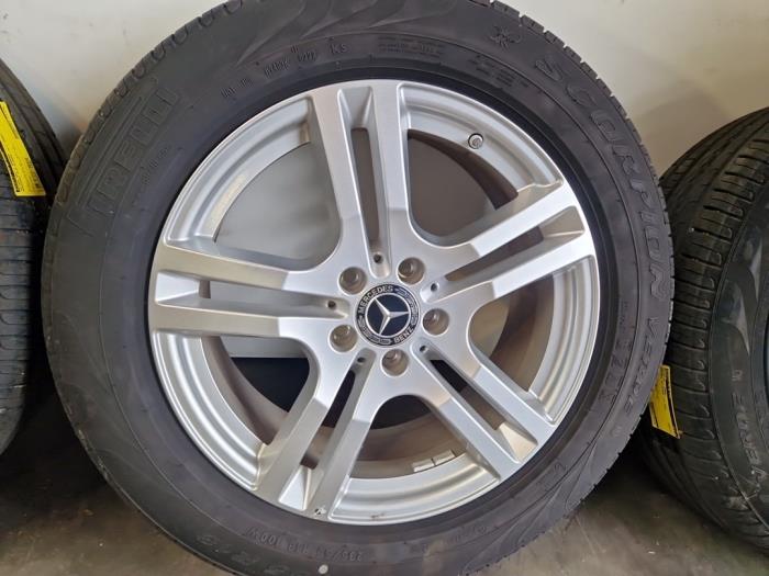 Sportfelgensatz + Reifen Mercedes GLB-Klasse