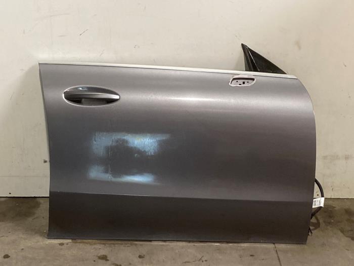 Portière 4portes avant droite Mercedes CLA