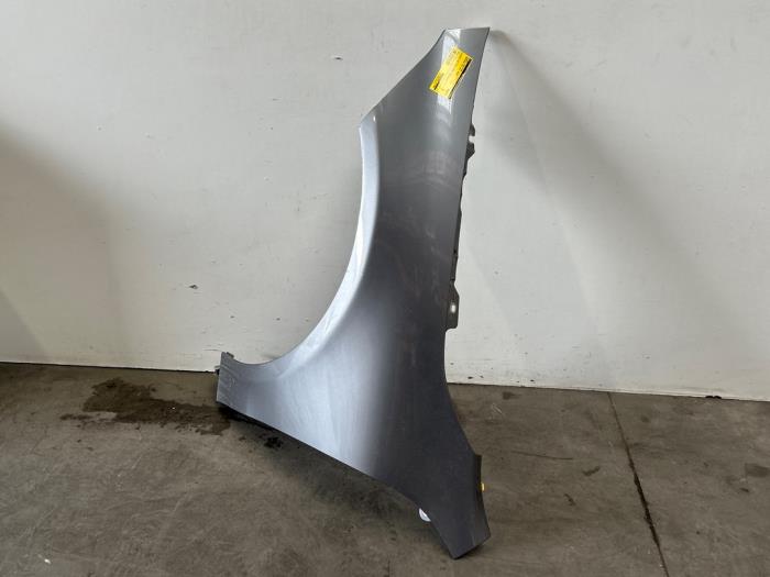 Protector izquierda delante Mercedes CLA
