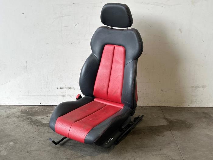Stoel links Mercedes SLK