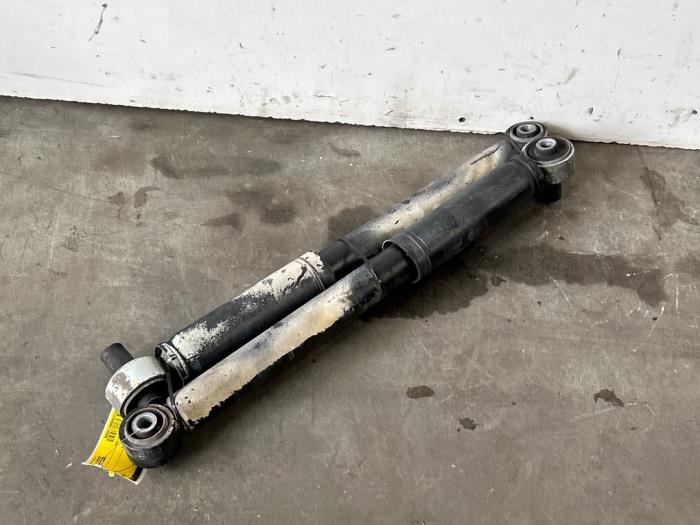 Shock absorber kit Mercedes Vito