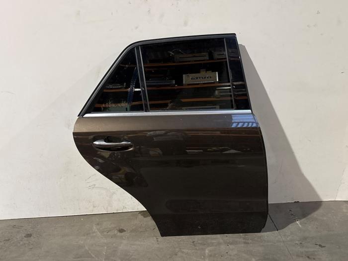 Puerta de 4 puertas derecha detrás Mercedes GLE