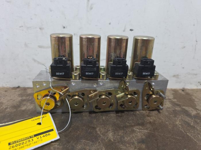 Hydraulic valve unit Mercedes SL