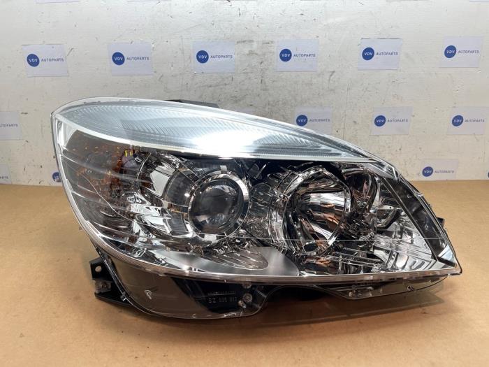 Koplamp rechts Mercedes C-Klasse