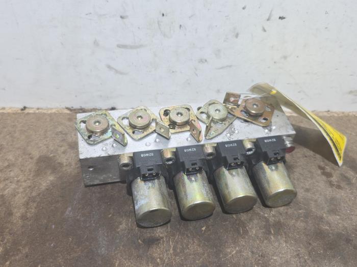 Bloc soupapes hydraulique Mercedes 280SL-500SLC