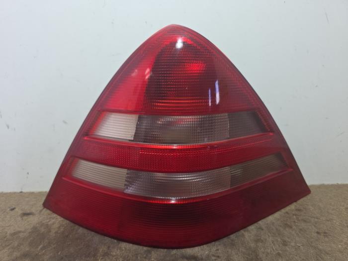 Luz trasera izquierda Mercedes SLK