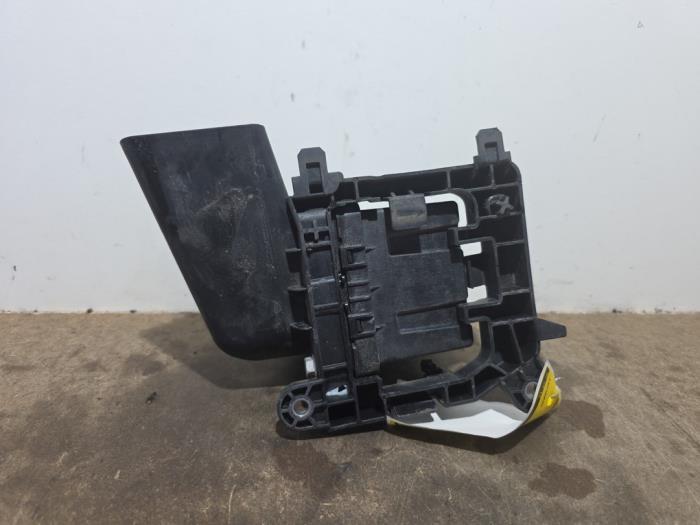 VESS speaker Mercedes CLA