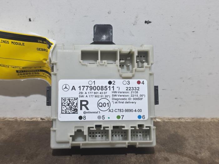 Central door locking module Mercedes CLA