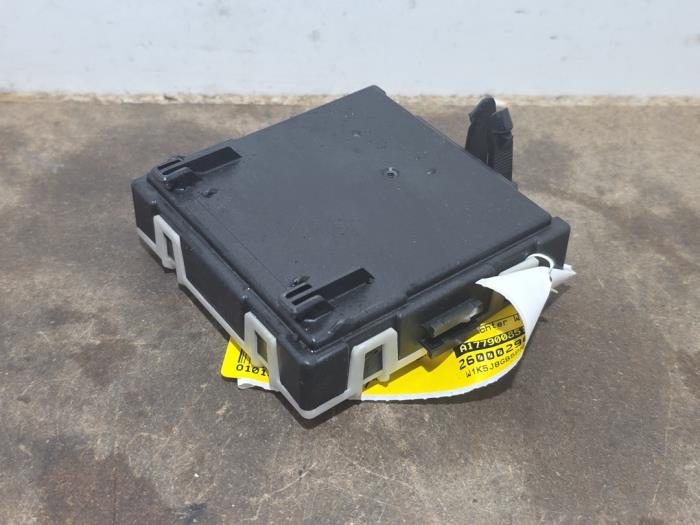 Central door locking module Mercedes CLA