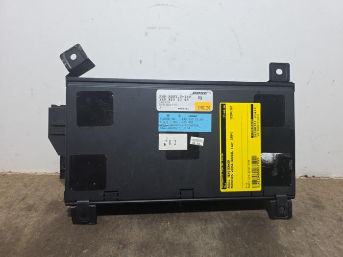 Amplificador de radio Mercedes 260SE-600SEL
