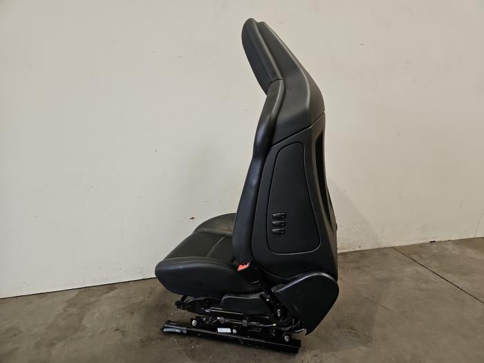 Asiento izquierda Mercedes C-Klasse