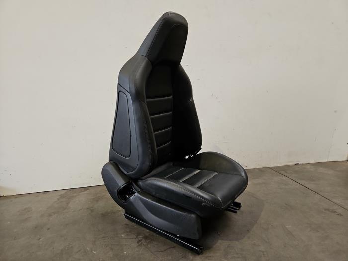 Asiento izquierda Mercedes C-Klasse