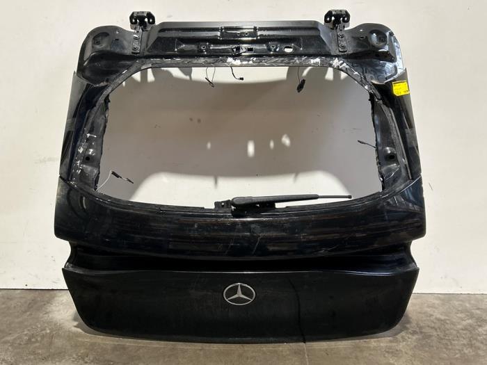 Tailgate Mercedes EQE