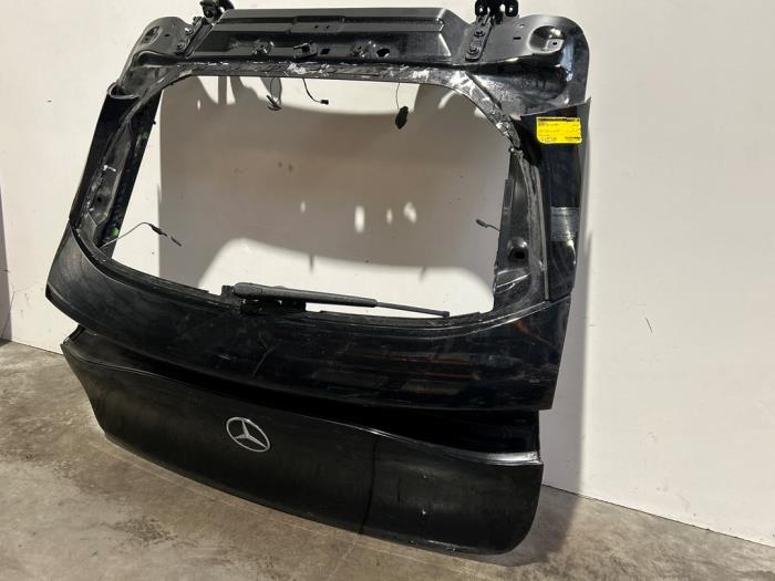 Tailgate Mercedes EQE