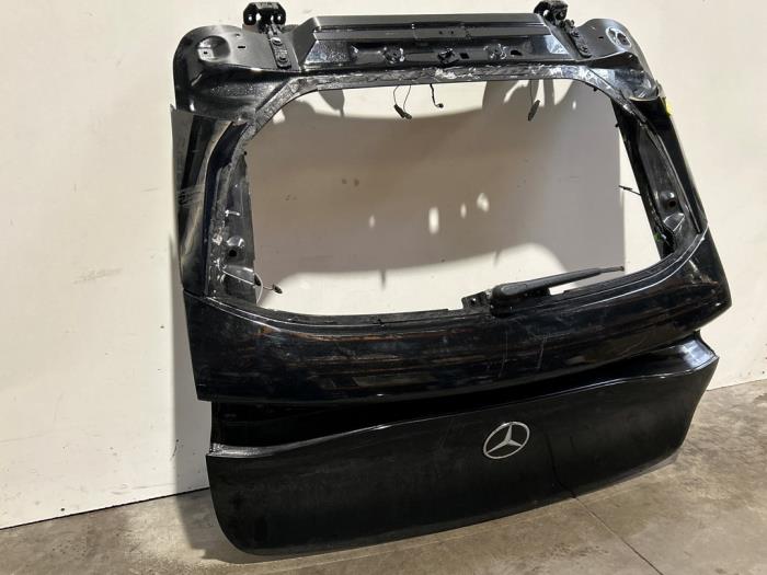 Tailgate Mercedes EQE