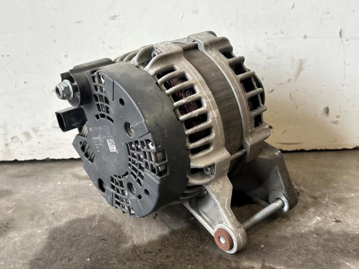 Dynamo Mercedes C-Klasse