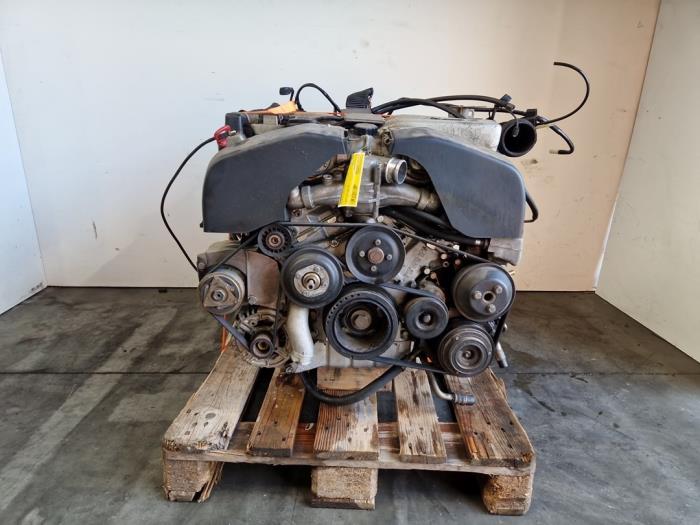 Motor Mercedes 260SE-600SEL