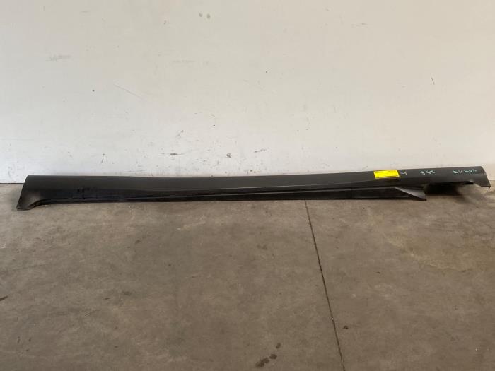 Schwelle links Mercedes GLC-Klasse