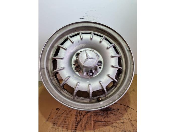 Wheel Mercedes 260SE-600SEL