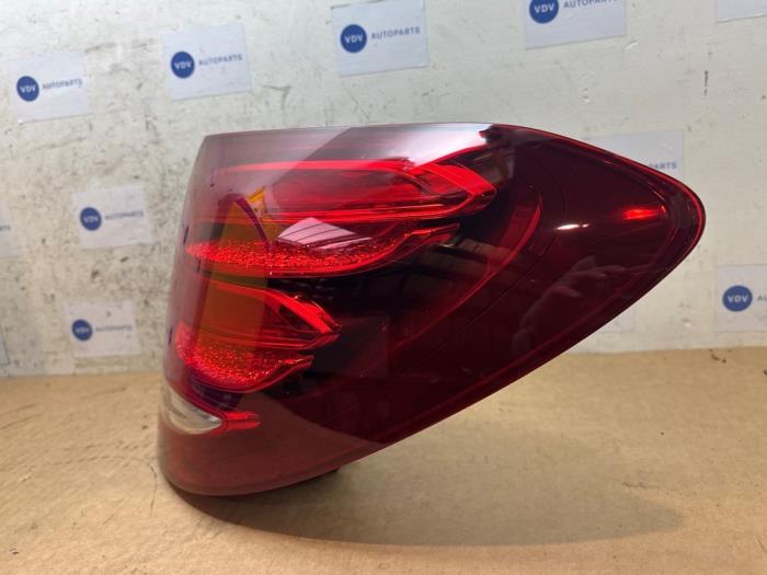 Luz trasera derecha Mercedes E-Klasse