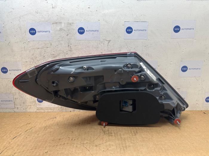 Luz trasera derecha Mercedes E-Klasse